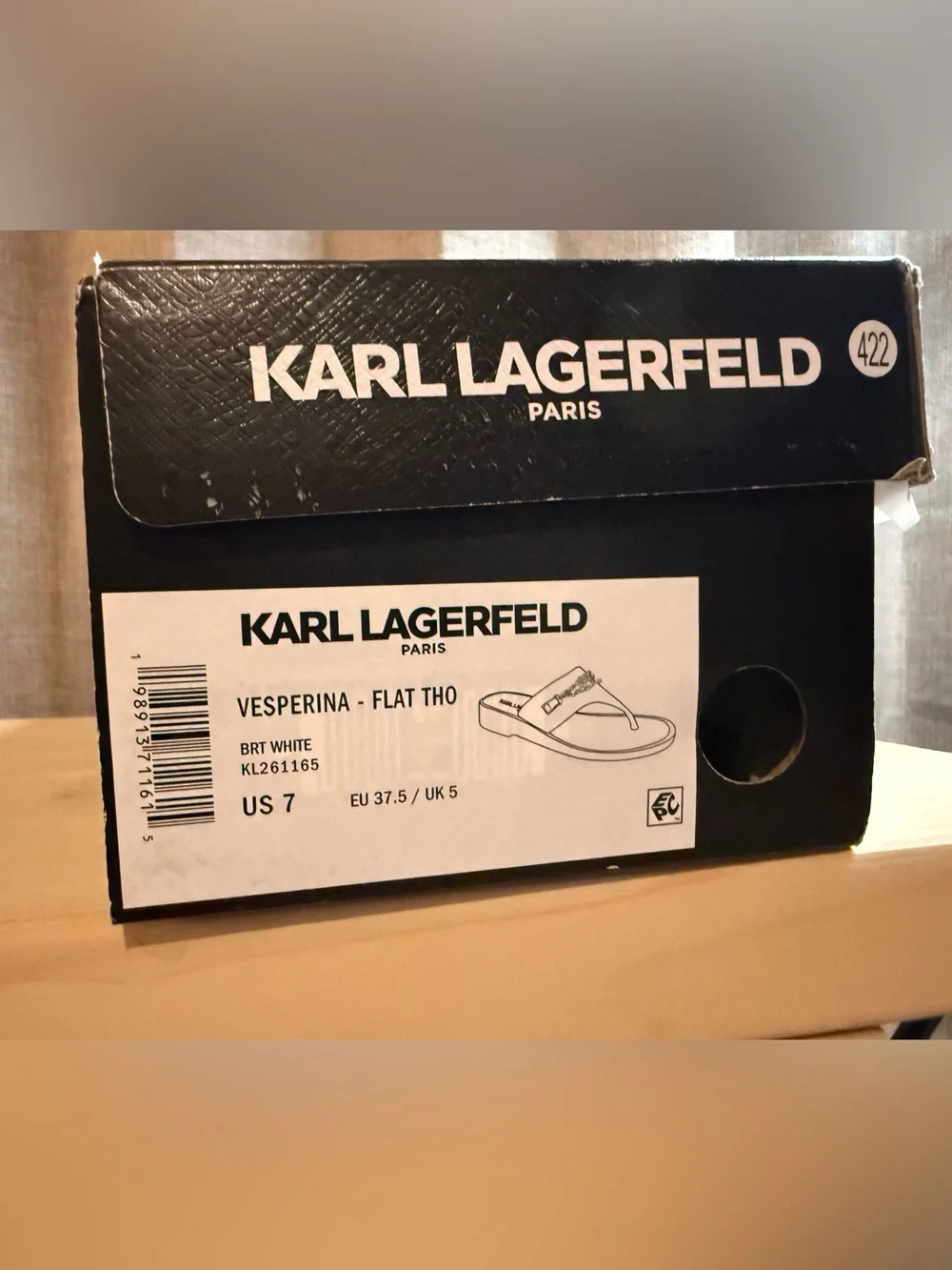 Karl Lagerfeld Paris Vesperina Embellished White Jelly Sandals Size 7 New